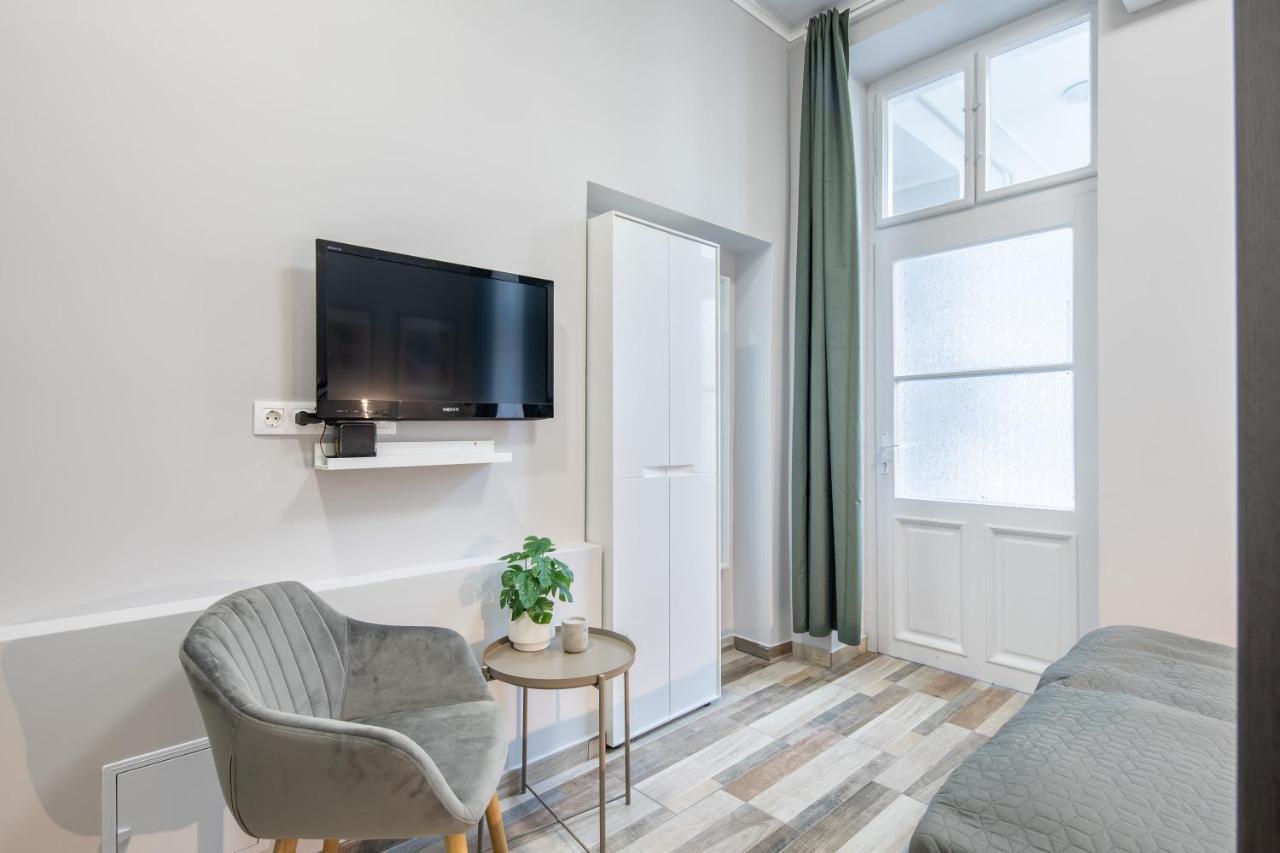 Central New Cozy Βουδαπέστη Εξωτερικό φωτογραφία